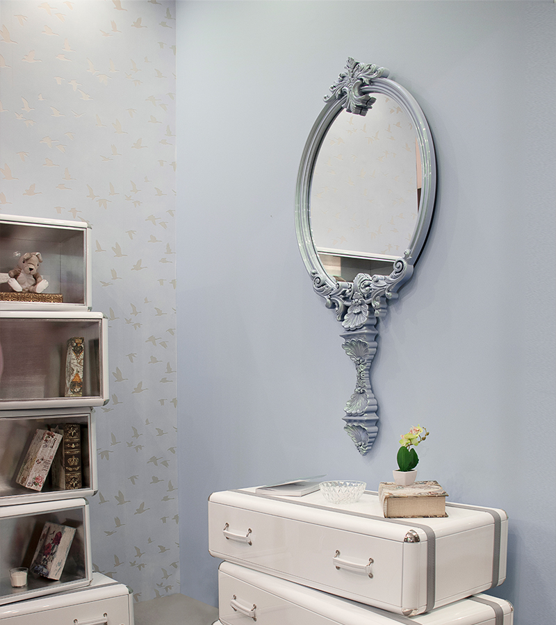 Chameleon circu magical furniture kids mirrors